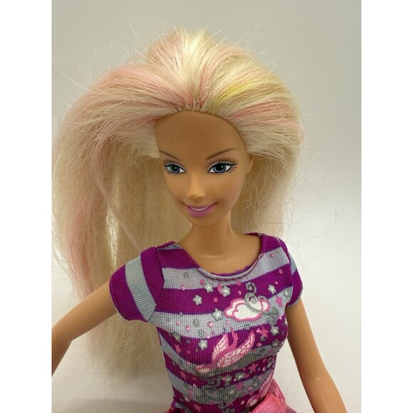 1999 Barbie Pink & Blonde Hair Wearing An Outfit From Barbie Skipper Babysitters - Picture 9 of 12